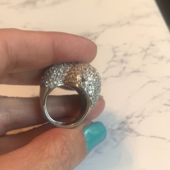 Gorgeous crystals and silver ring. - Picture 5 of 5